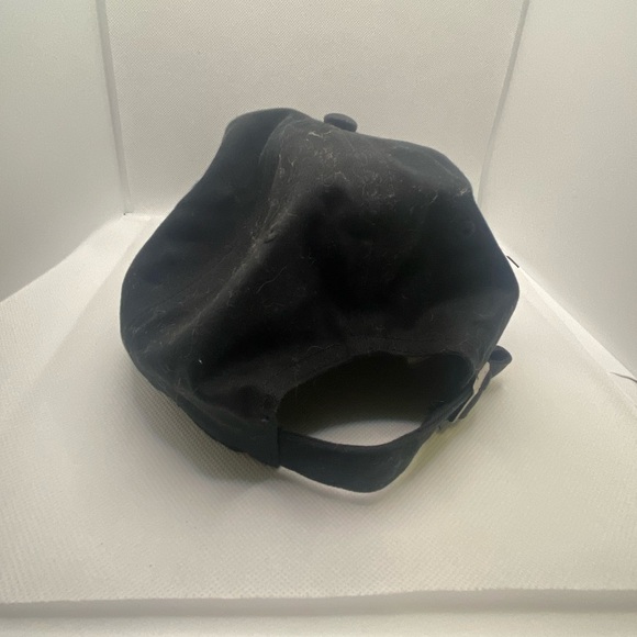 PREOWNED Victoria Secret Black Baseball Hat with P Logo - Picture 3 of 4